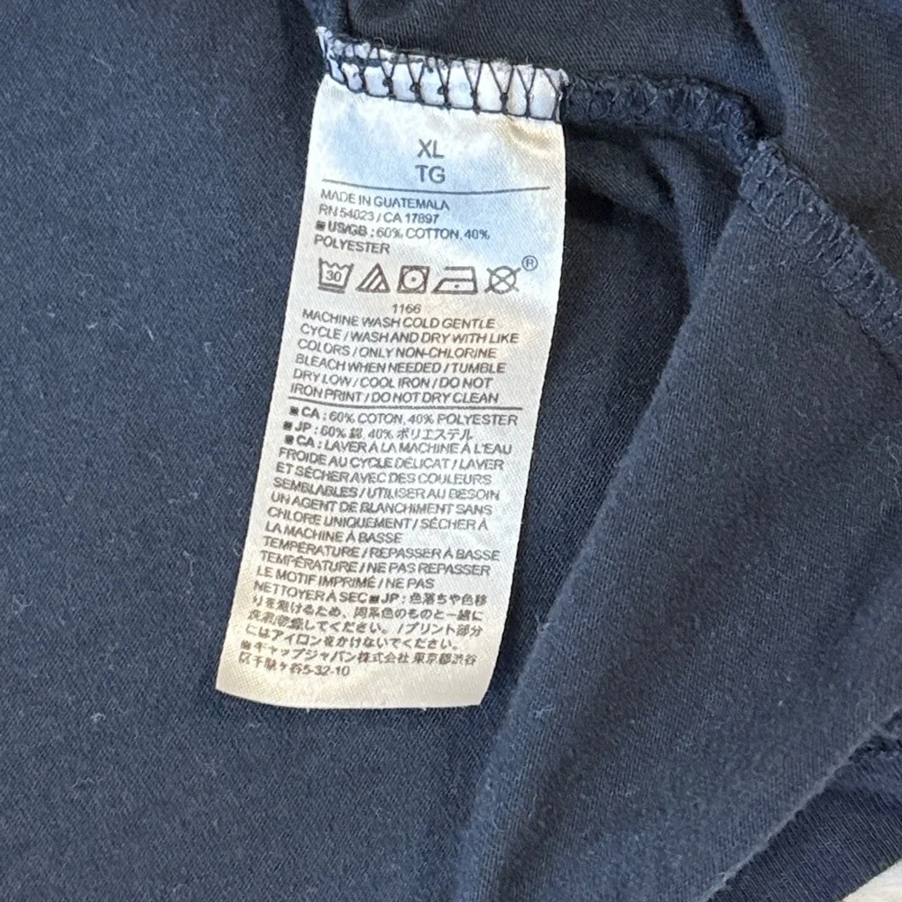🔹Banana Republic Dark Blue Tee w/BR Emblem